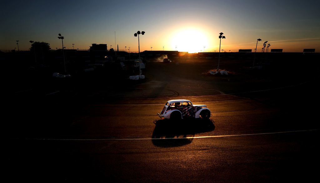 052020-spts-tucson speedway opens-p1.jpg