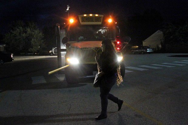 Transfer students from Riverview Gardens attend first day in Mehlville School District