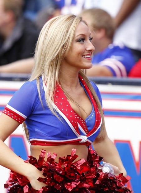 NFL Cheerleaders, Week 4