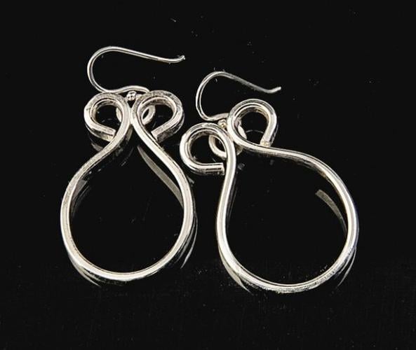 The Jewel Smithery has unique artisans  