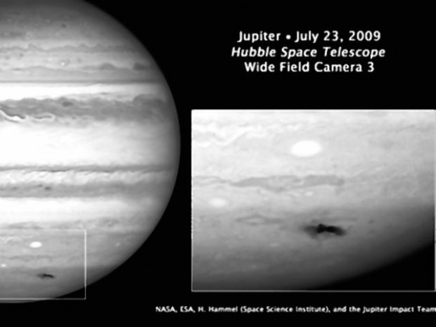 Collision likely gave Jupiter dark scar seen by Hubble  