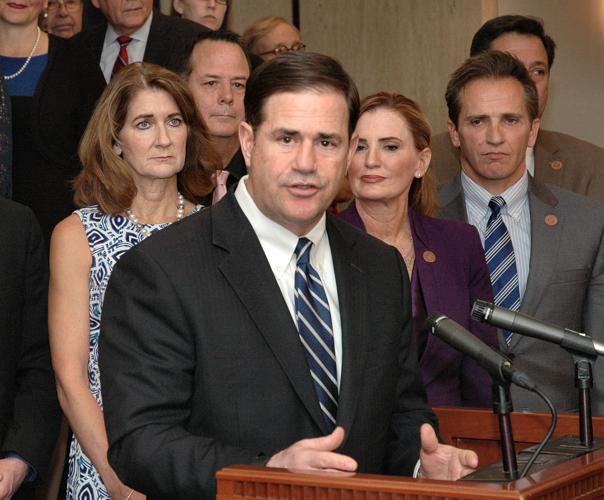 Ducey unveils teacher pay plan