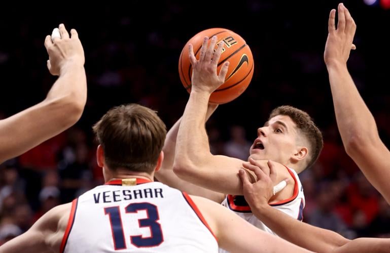 University of Arizona vs Central Michigan, basketball