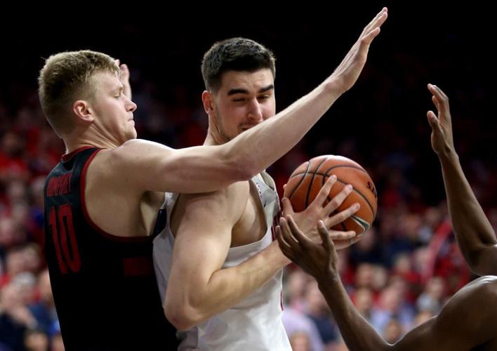 Univesity of Arizona vs Stanford