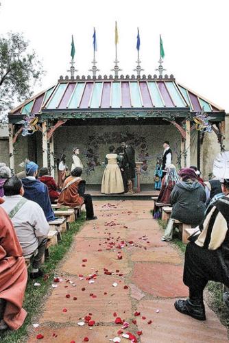 Going to the Ren Faire? How to score that wench outfit – East Bay Times