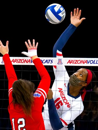 102122-tuc-spt-uavolleyball-p2