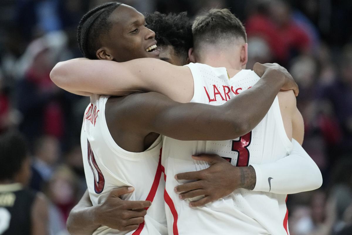 031222-tuc-spt-uabk-p1