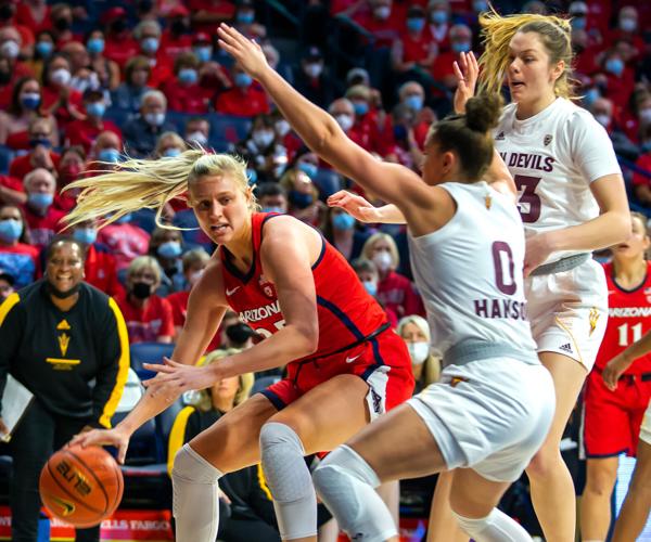 021422-tuc-spt-uawomenshoops-p1