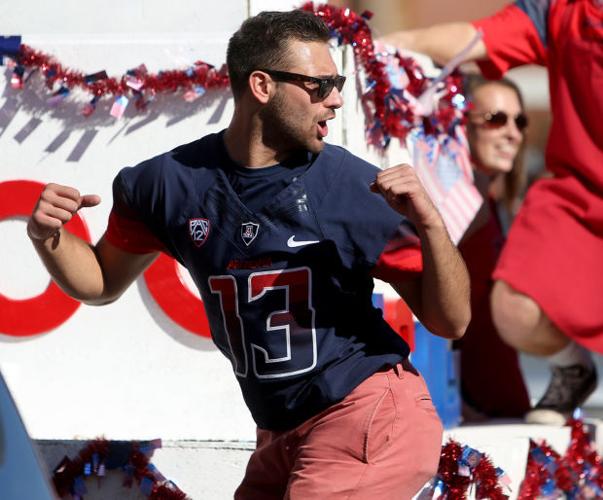 2014 UA Homecoming Parade