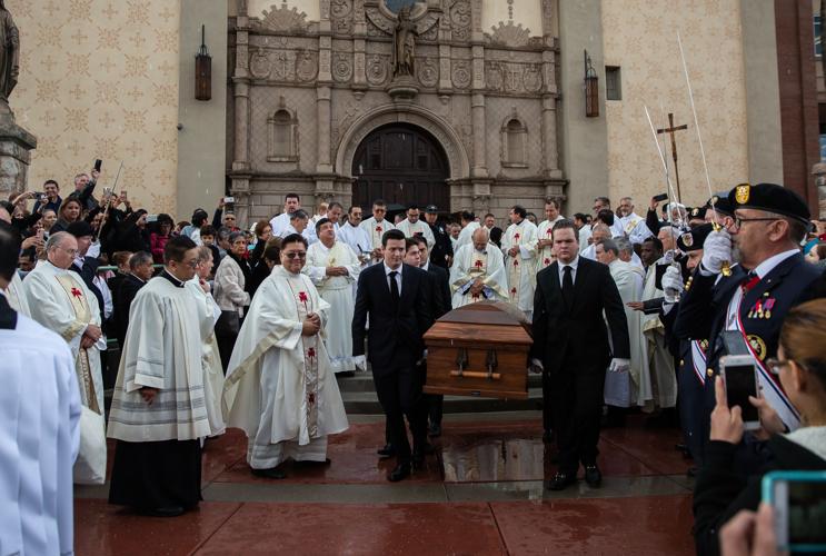 Mass for Father Raul Valencia