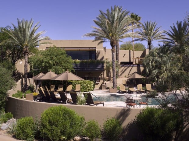 Miraval teams with Clarins skin-care firm on new spa