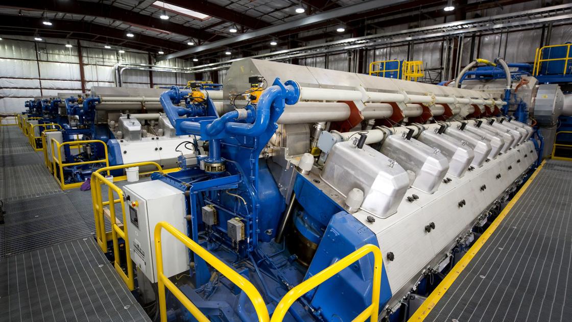 Tucson Electric under fire as it seeks more renewable energy, along with gas plants