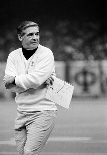 Notre Dame Coach Dan Devine