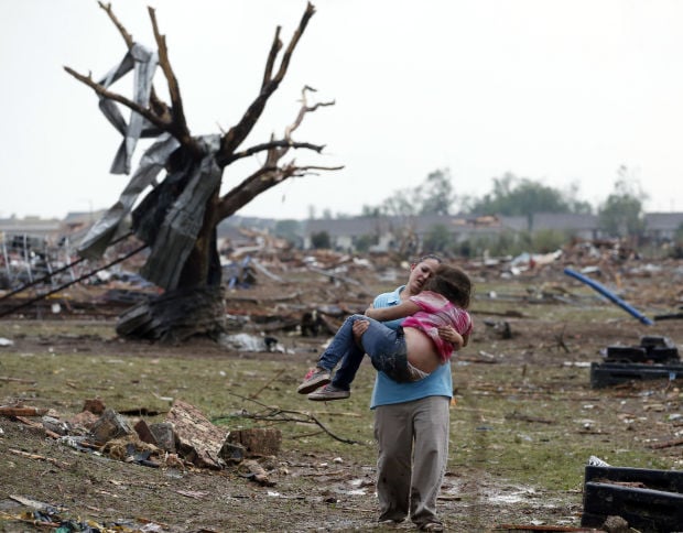 Massive tornado strikes Oklahoma