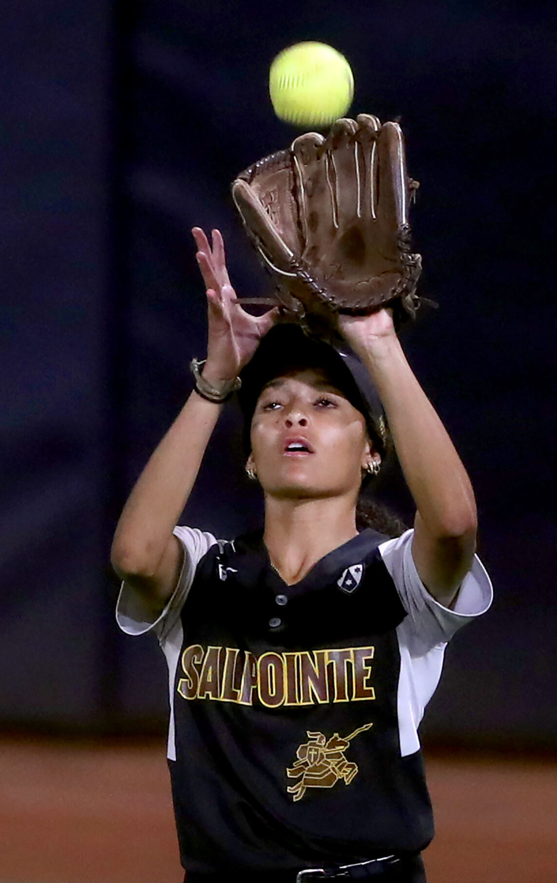 Local Roundup: Romero knocks in 4, powers Salinas softball past