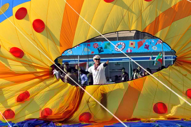 Photo of the day: India Kite Festival