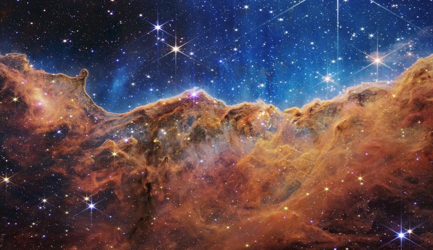 NIRCam Image of the “Cosmic Cliffs” in Carina (le)