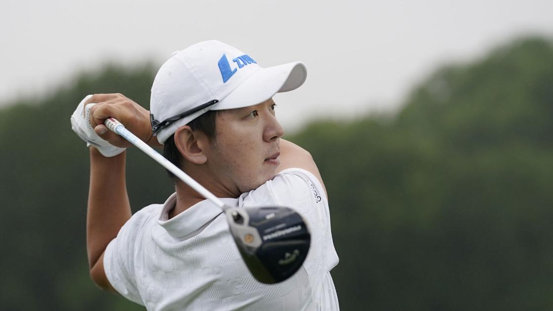 S.Y. Noh leads Byron Nelson by 3 after course record-tying 60