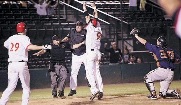 Barcelo comes up 'huge' in Toros doubleheader  