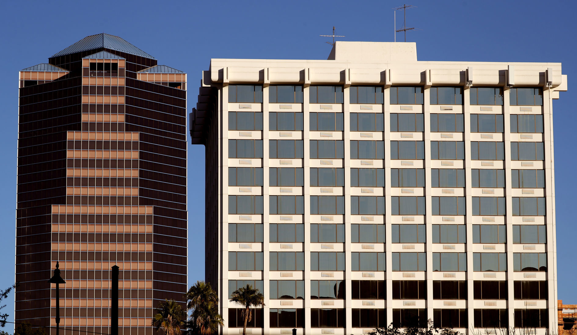 8 floors of downtown tower will be transformed into a hotel