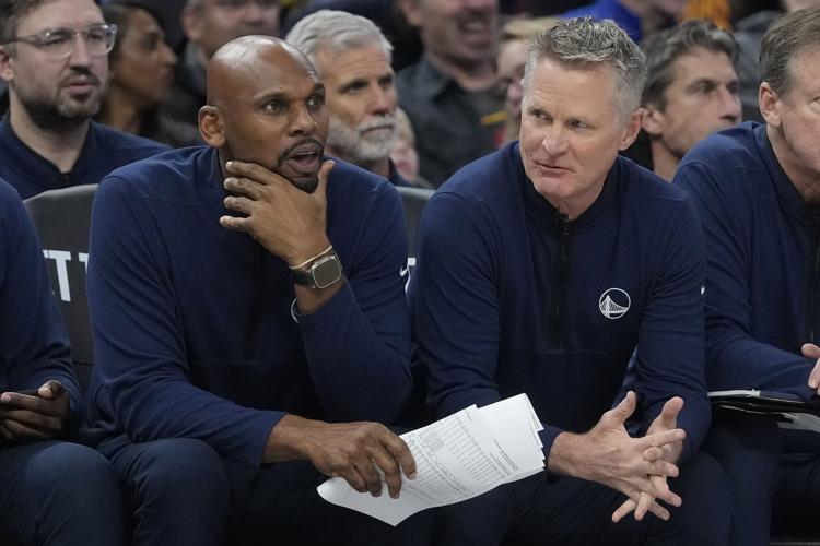 Suns Warriors Basketball