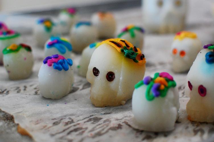 Sugar skulls at La Estrella