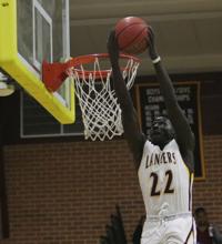 Salpointe High boys basketball team rolls into semifinal with another blowout win