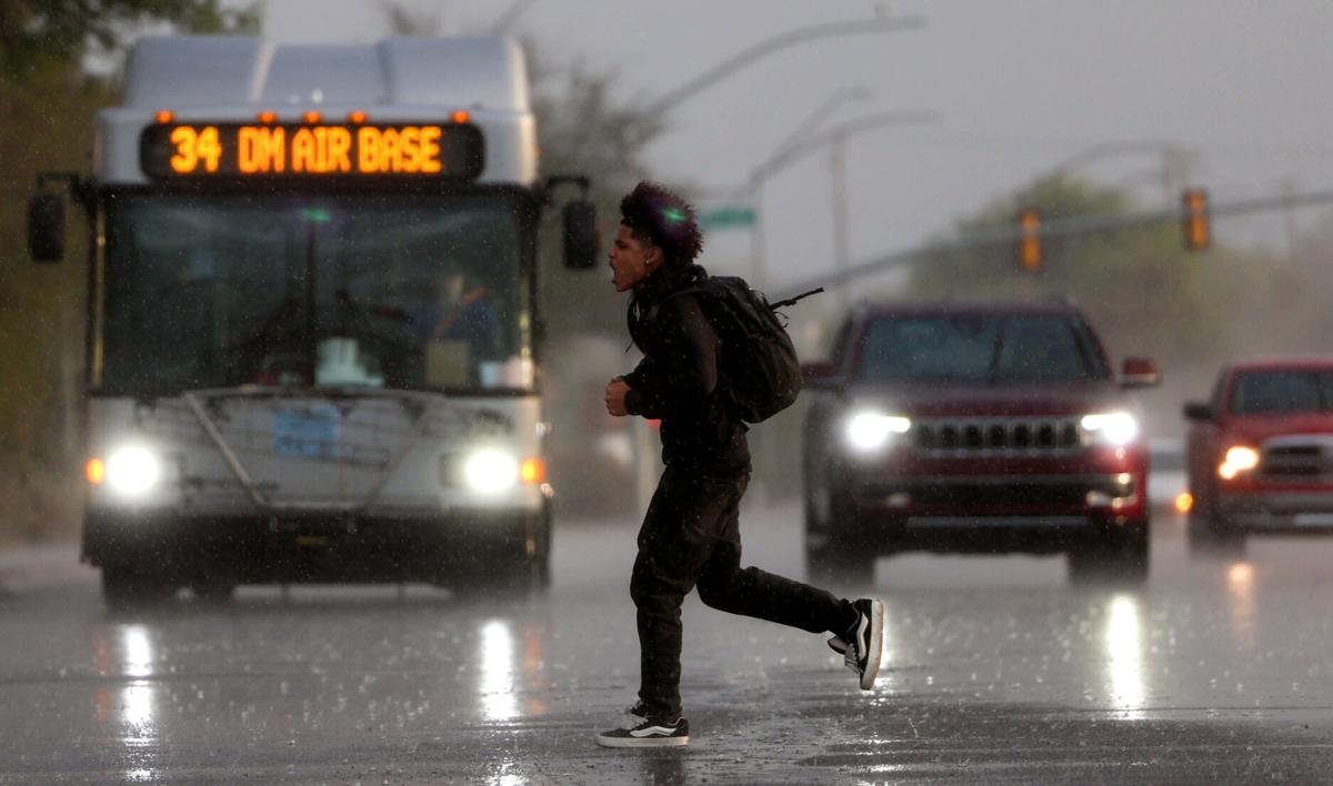 Tucson weather: Scattered showers expected through Monday