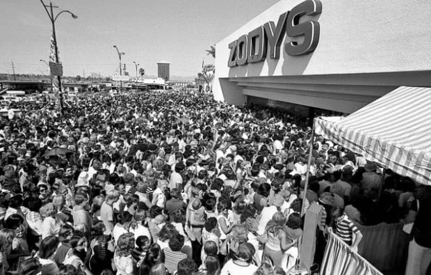 Tucson Time Capsule: No wonder Debbie Reynolds fled  