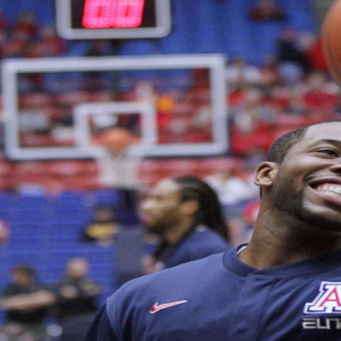L A Lakers Reportedly Hiring Ex Arizona Wildcats Guard Quinton