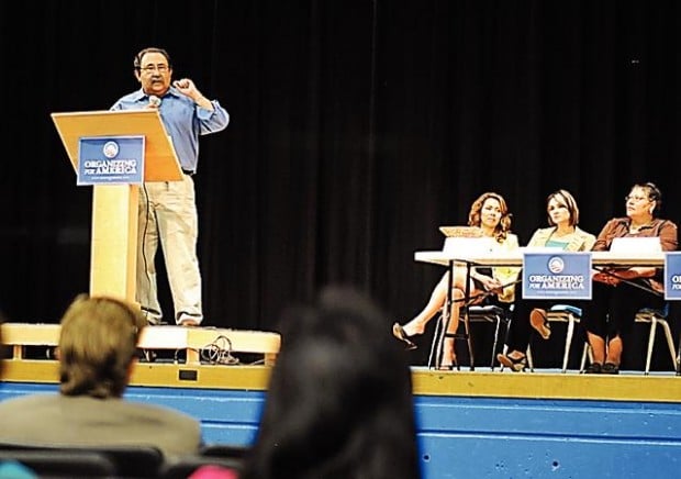 Spanish health-care forum: no yelling  