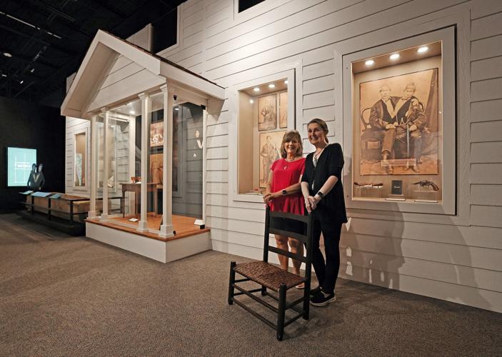 Siamese Twins Museum