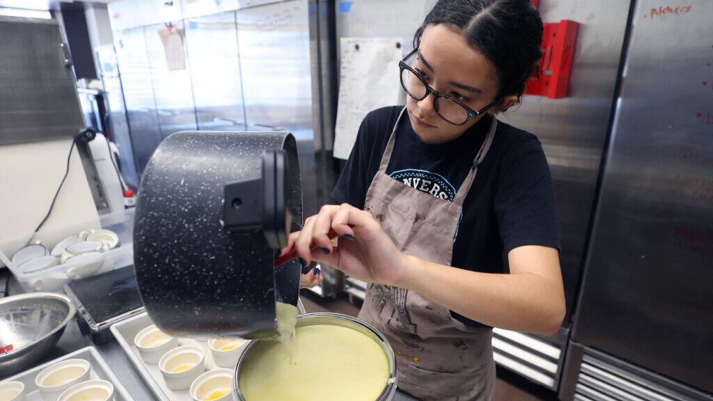 Tucson's 1989 Bakehouse starts voucher program to feed the hungry