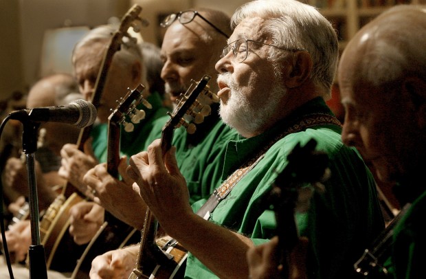 Banjo players, retirees have blast   