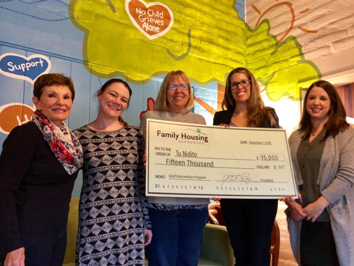 Tu Nidito receiving donation