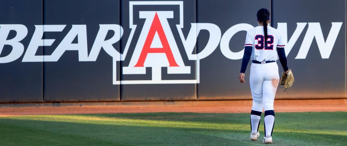 052521-tuc-spt-uasoftballfolo-p3