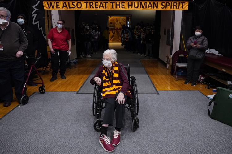 031722-tuc-spt-uabkatoz-p4