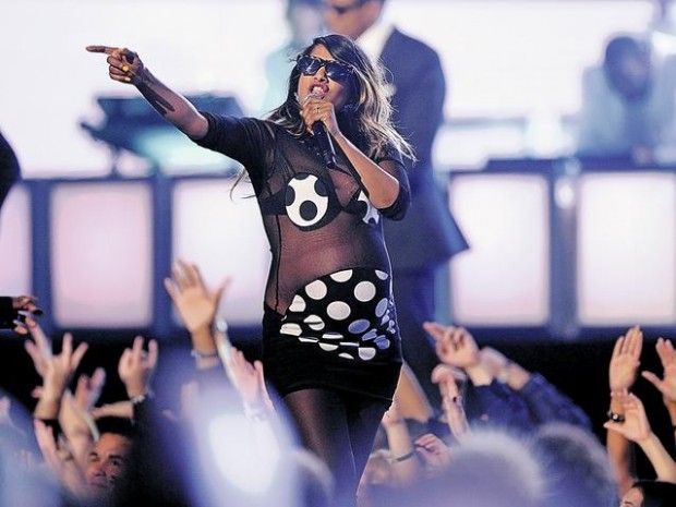 Krauss, Plant get 5 awards at arrest-marred Grammys  