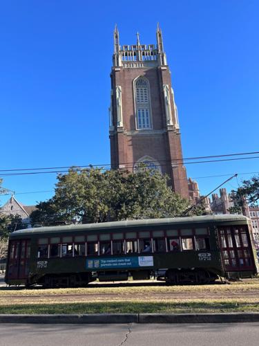 Streetcar in front of Loyola U.