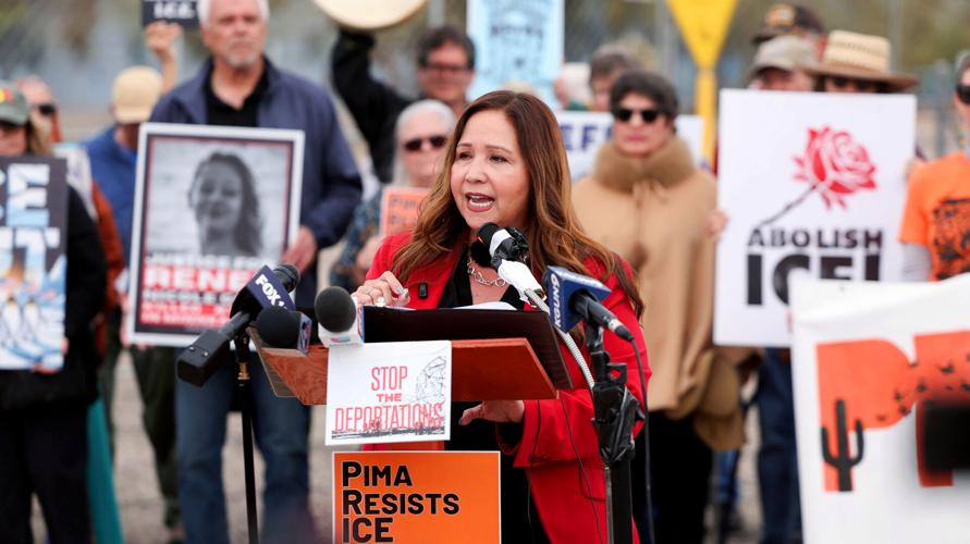 Critics blast planned ICE facility in Marana