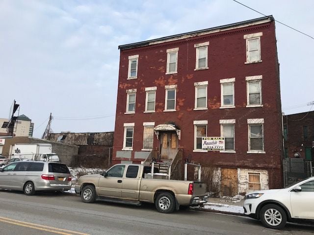 72 Sycamore