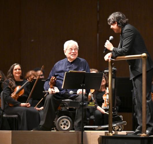 Violin great Perlman gives Tucson audience night to remember