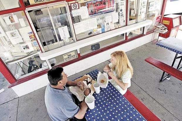 Tucson loses a favorite as Shari's closes down  