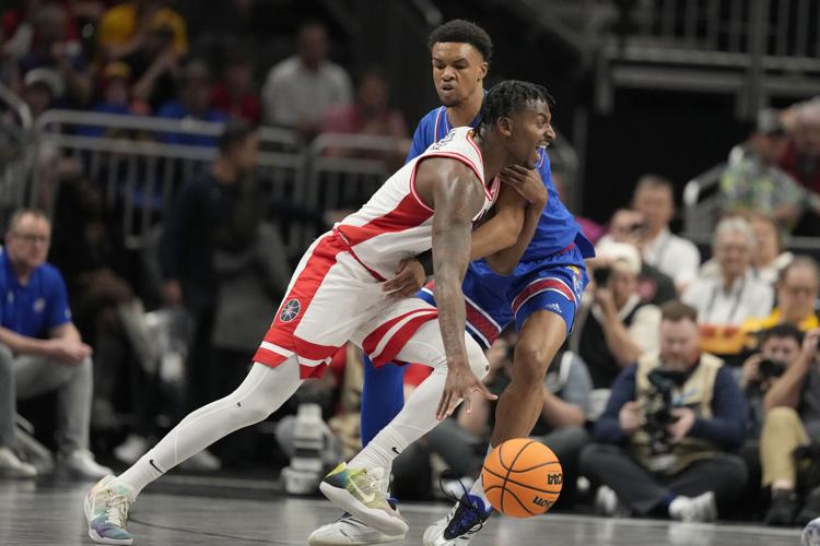 B12 Kansas Arizona Basketball