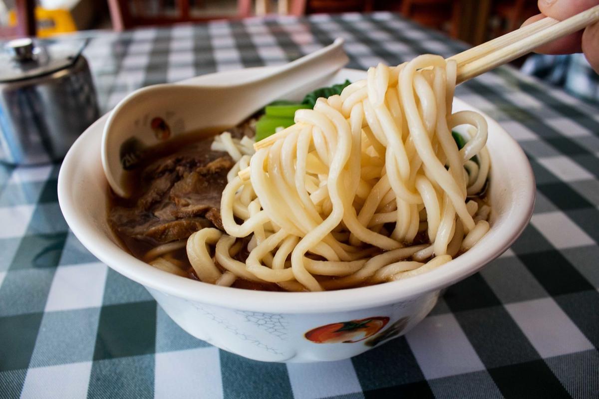 8 Chinese restaurants making their own homemade noodles in Tucson eat
