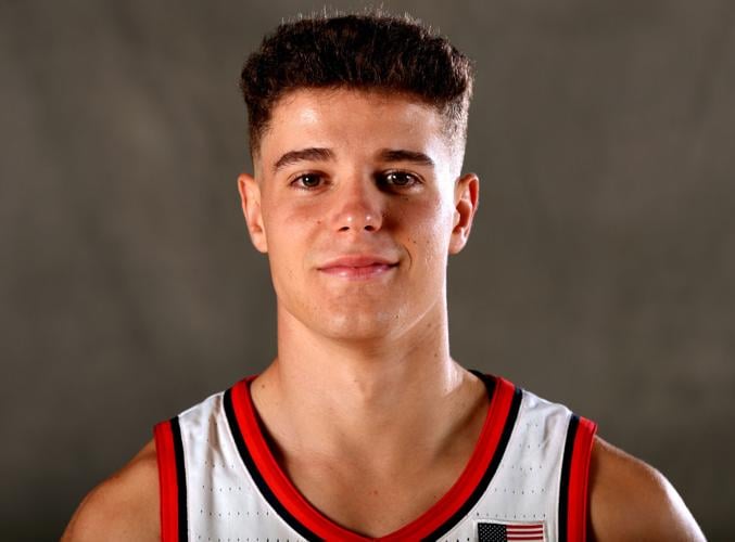 Arizona exhibition games give Cats' Martinez, Veesaar a shot