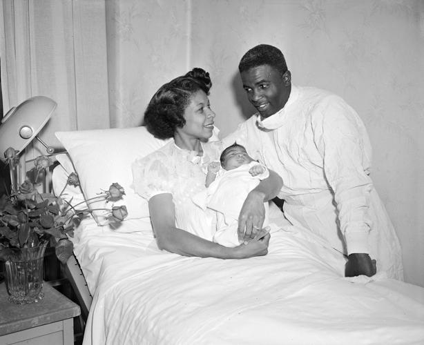 1952: Jackie and Rachel Robinson