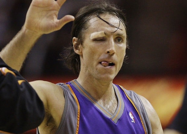 Oh, how swell it is! Despite gash, Nash wills Suns to sweep   