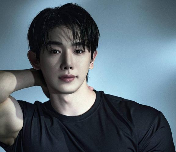 celebrity-travel-wonho-20241119