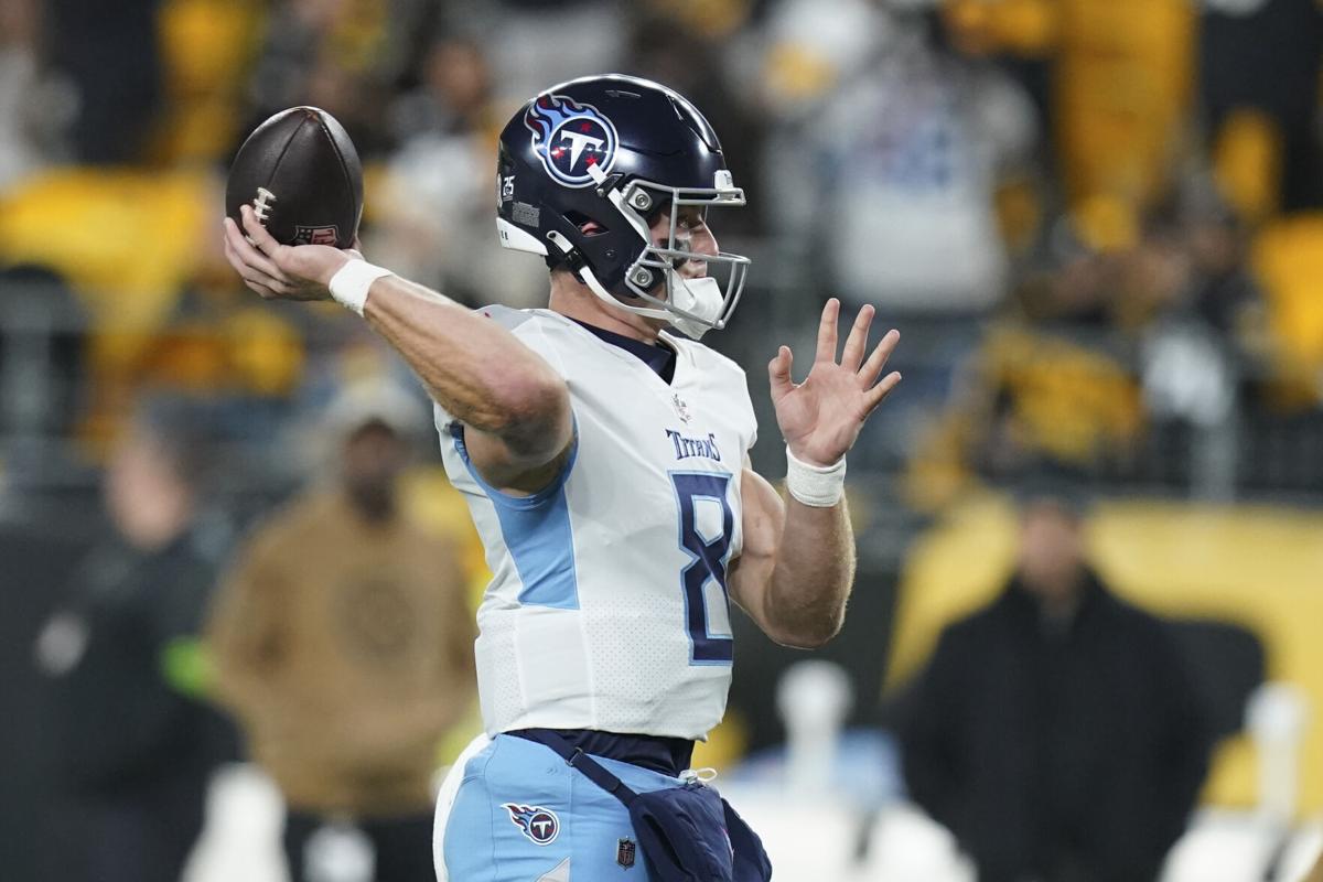 Coach Vrabel says rookie Levis will start at QB for Titans
